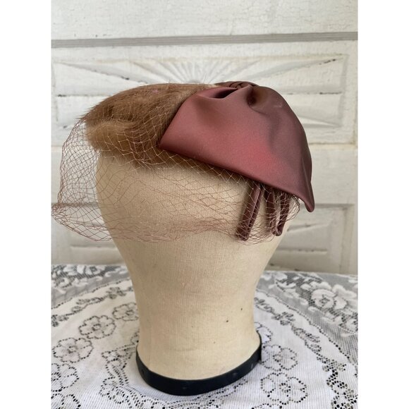 Vintage 1950s Brown Mink Fur Hat With Satin Bow Netting main image 8